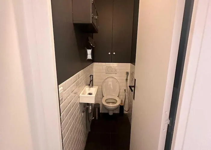 Beautiful 3br-6p-paris 17th-arc De Triomphe Apartment *